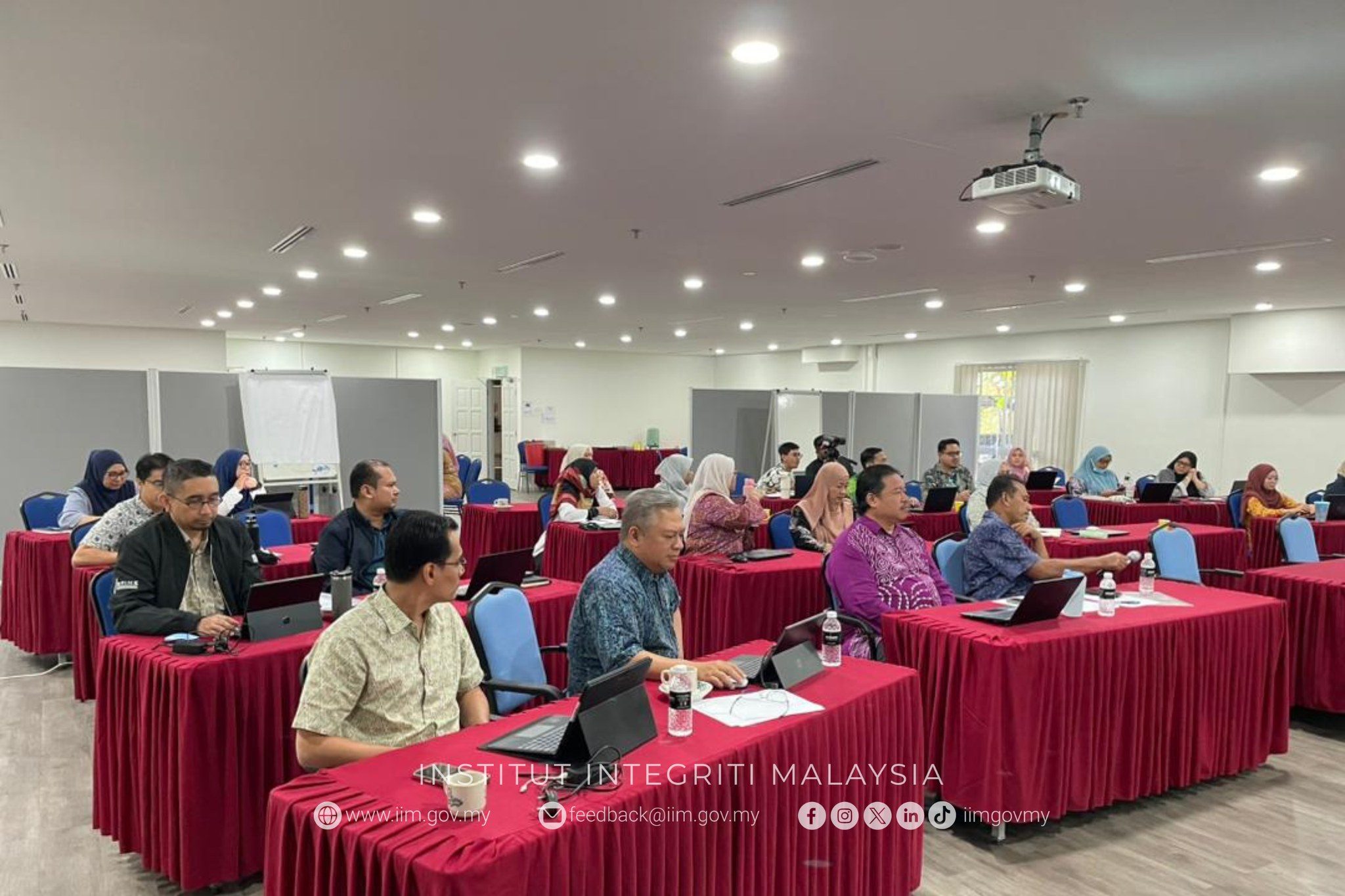Bengkel Training of Trainers Sistem Pengurusan Integriti dan Governans (SPINE)