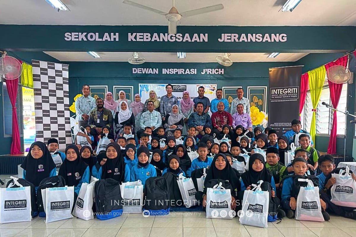 Program Bantuan Persekolahan “Back to School” di Sekolah Kebangsaan Jeransang, Kuala Lipis, Pahang