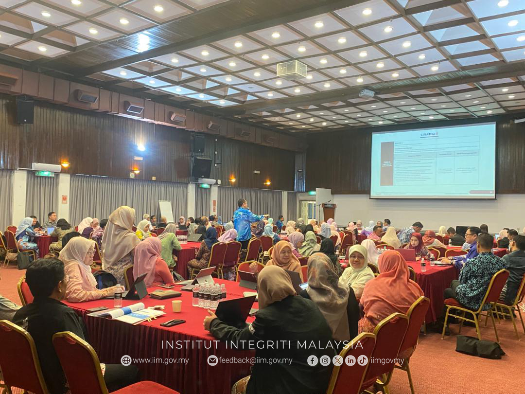 Bengkel Pemurnian Strategi Pembudayaan Integriti Nasional (NIES)