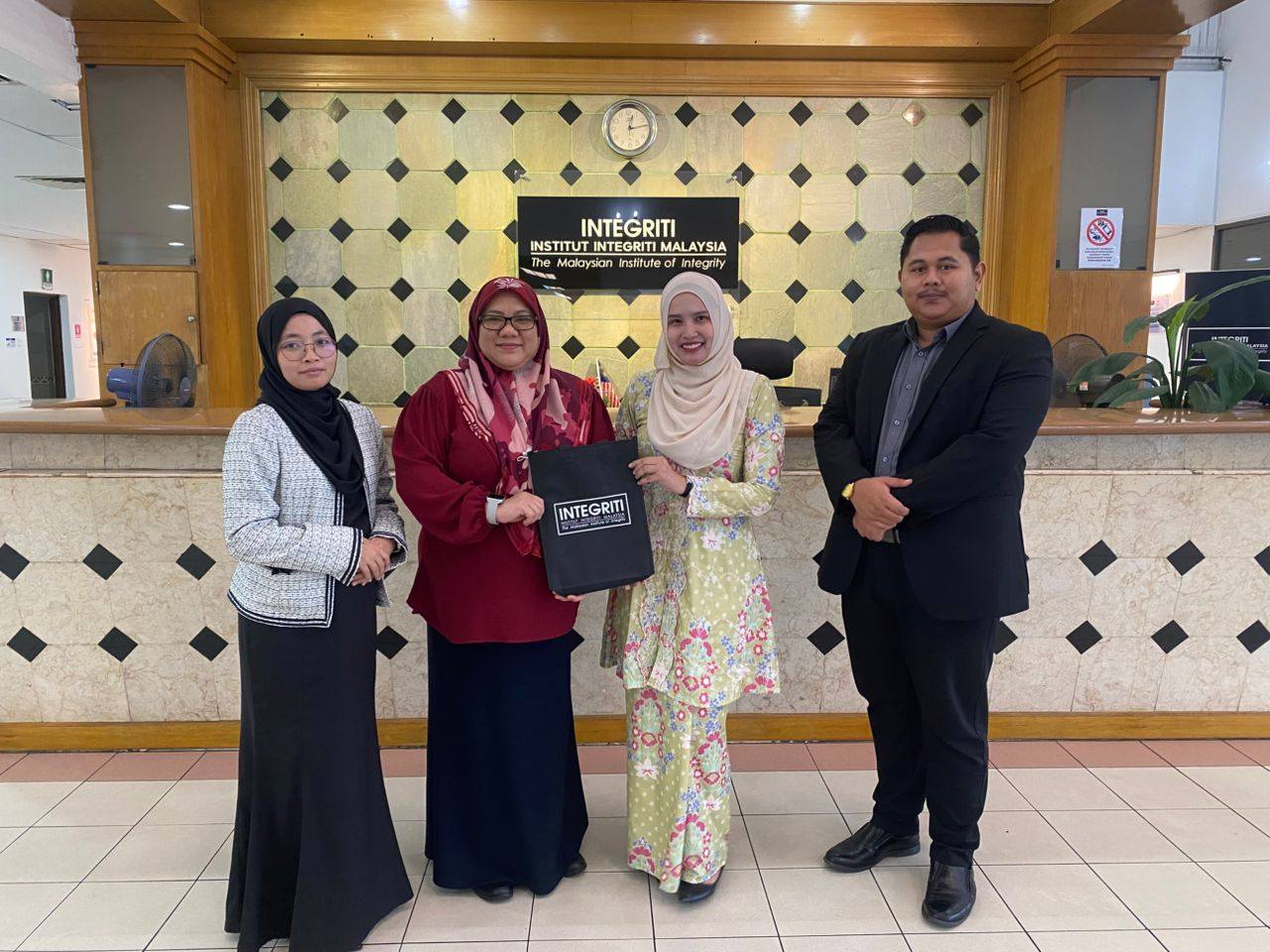 Sesi kunjungan hormat oleh Syarikat Air Negeri Sembilan (SAINS)