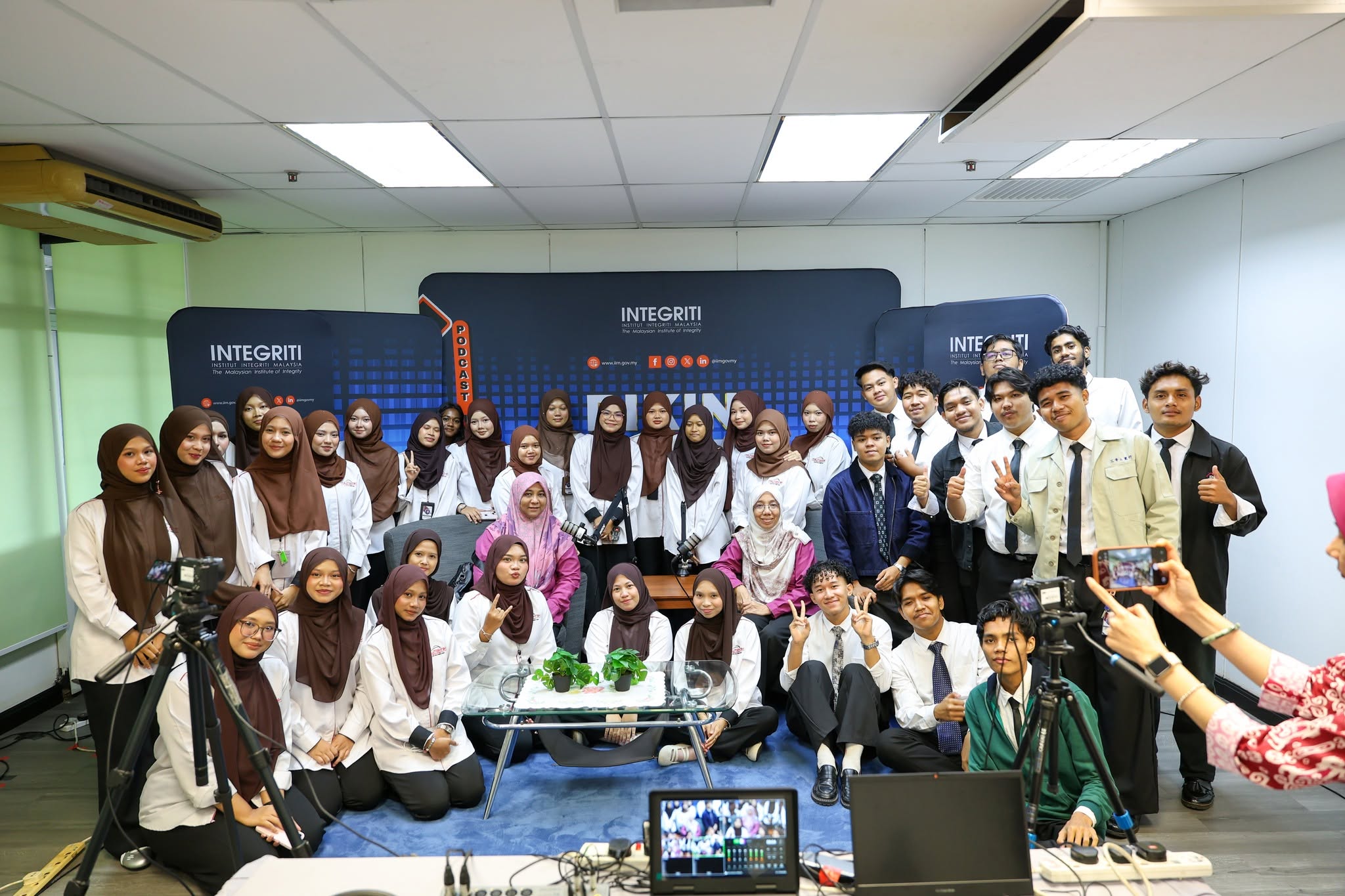 Lawatan akademik daripada Politeknik Sultan Haji Ahmad Shah (POLISAS)