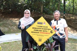 MEMUPUK BUDAYA INTEGRITI DALAM PEMELIHARAAN KHAZANAH ALAM: PELANCARAN PROGRAM LeIKA PERINGKAT WPKL