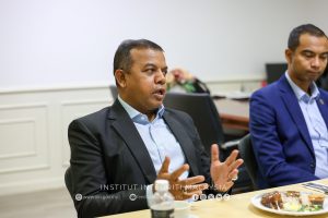 Sesi perbincangan bersama YBhg. Tan Sri Ayob Khan Mydin Pitchay, mantan Timbalan Ketua Polis Negara