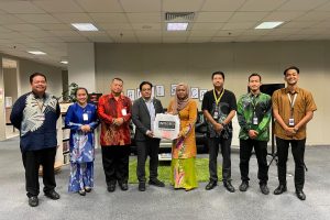 Sesi perbincangan bersama pihak Unit Integriti dan Ombudsman Sarawak (UNIONS) dan Mahkamah Bumiputera Sarawak