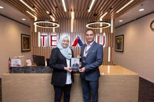 Kunjungan hormat dan lawatan kerja ke Unit Peneraju Agenda Bumiputera (TERAJU)